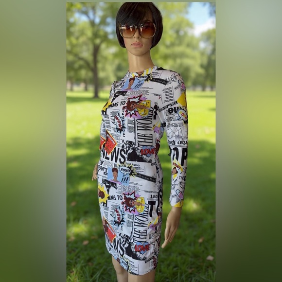 CACIA Beautiful Vintage Comic Bodycon Dress Soft Fabric Above the knee pre-own M - Picture 2 of 11